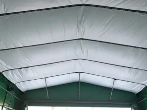 テント倉庫_内幕の写真