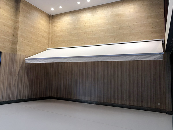 室内オーニング①