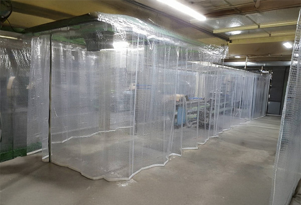 簡易式カーテン①