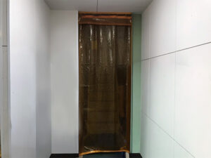 防虫_間仕切りカーテン②