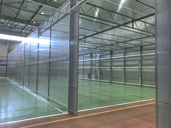 間仕切りブース①