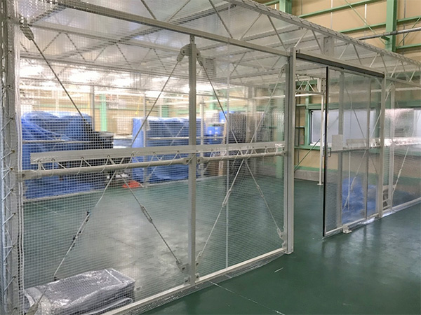 間仕切りブース①