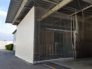 固定シート+簡易式カーテン