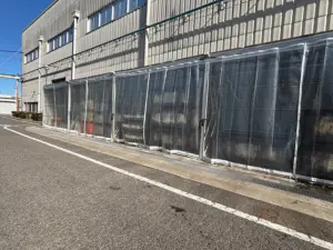 糸入りビニールカーテン①