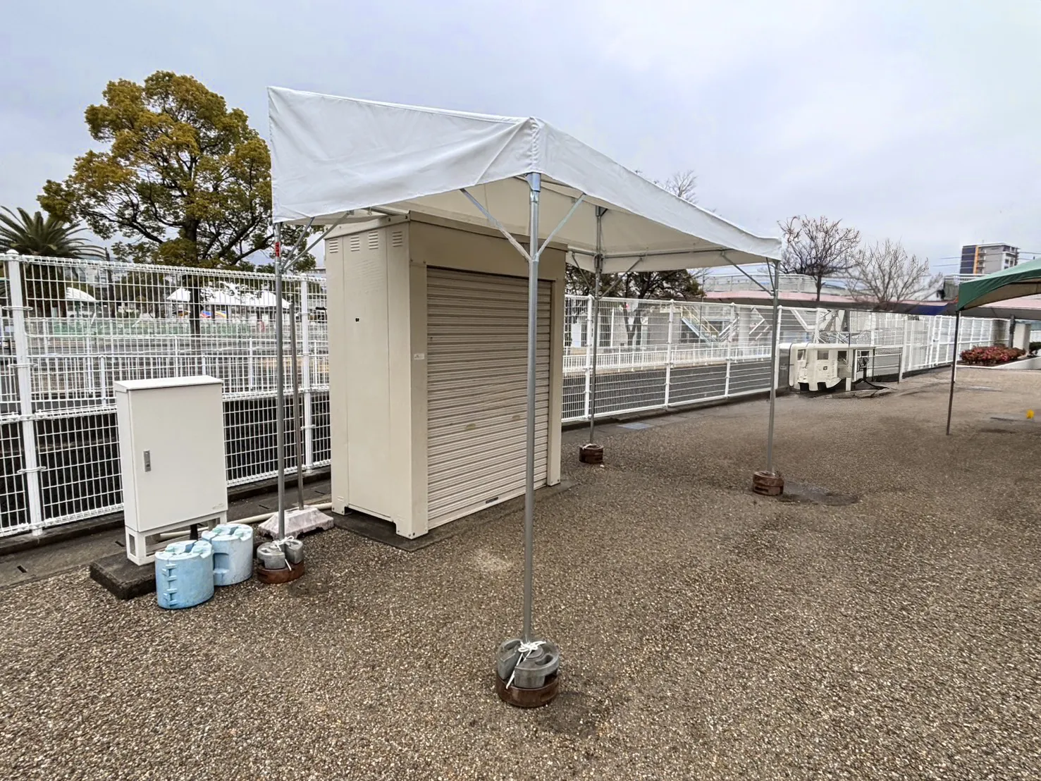 日除けテント①