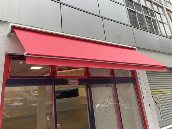 オーニングテント①