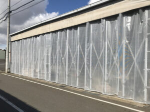 屋外_ジャバラカーテン