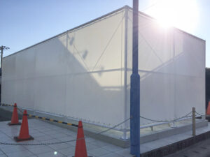 セルフ洗車コーナー_間仕切り固定シートの写真②