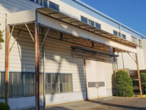 上屋テント_シート張替えの写真①