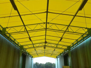 上屋テント_シート張替えの写真②