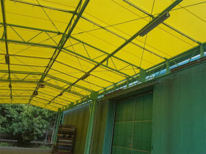 上屋テント_シート張替えの写真③