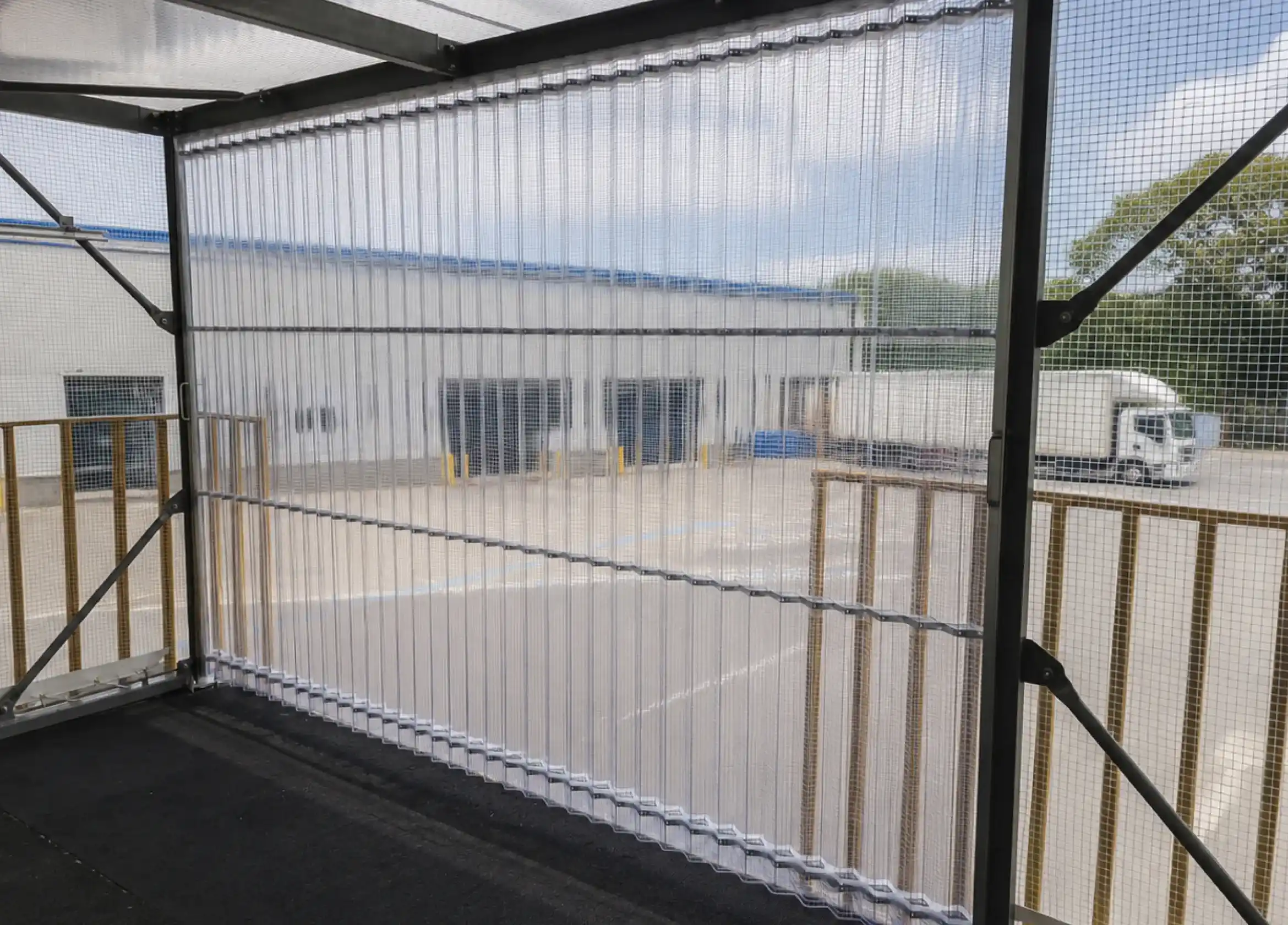 開口部(アコーディオン)
