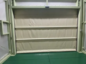 不透明シートを使用したシートシャッター